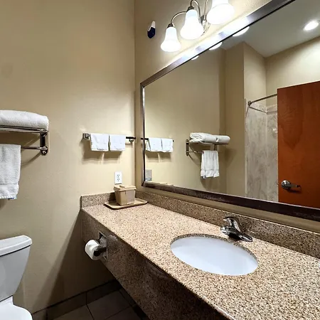 Hotel Ramada By Wyndham College Station Exterior foto