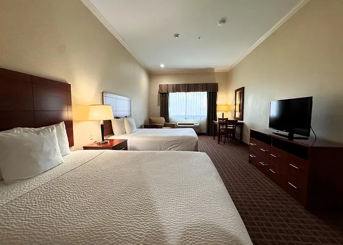 Ramada By Wyndham College Station