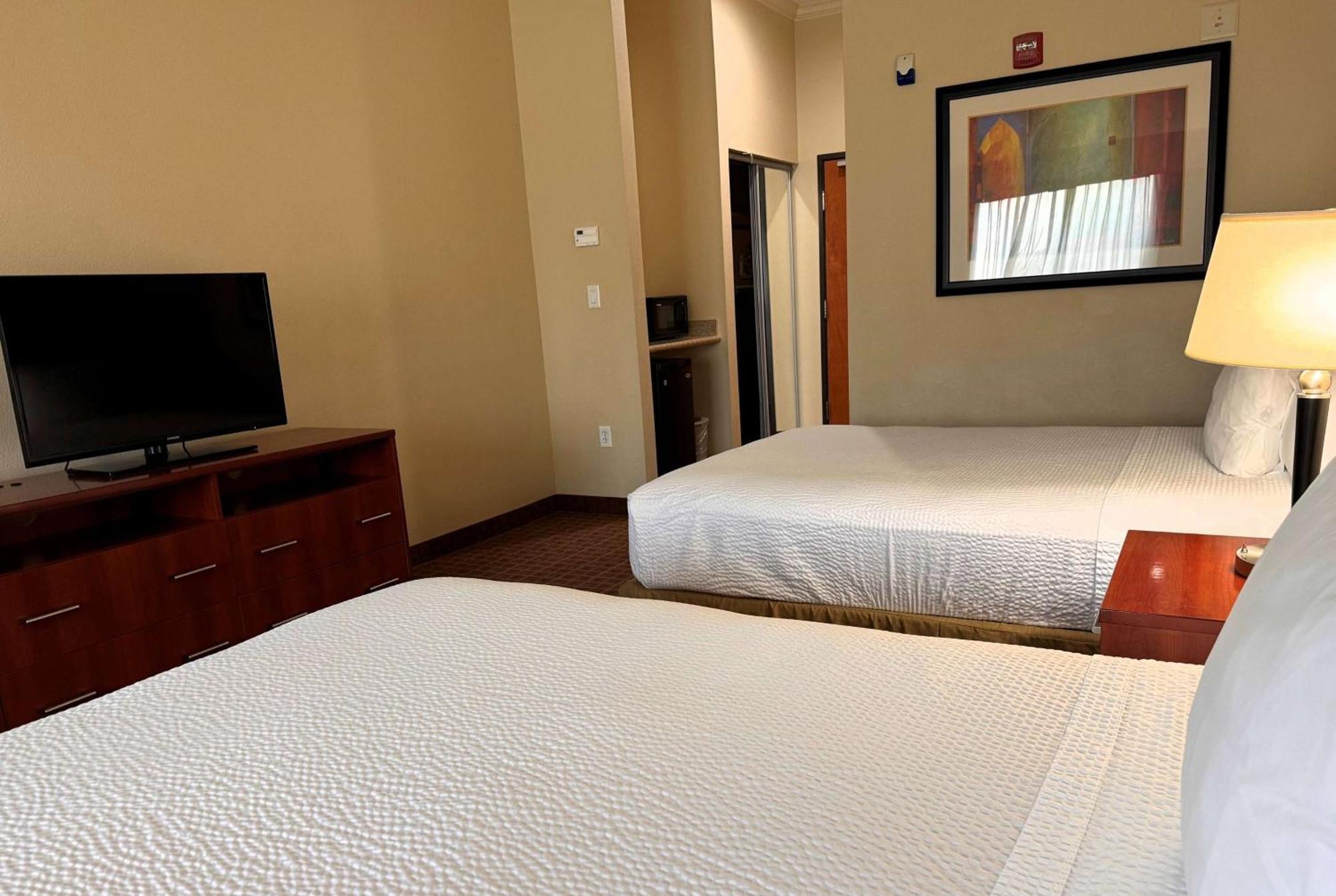 Ramada By Wyndham
