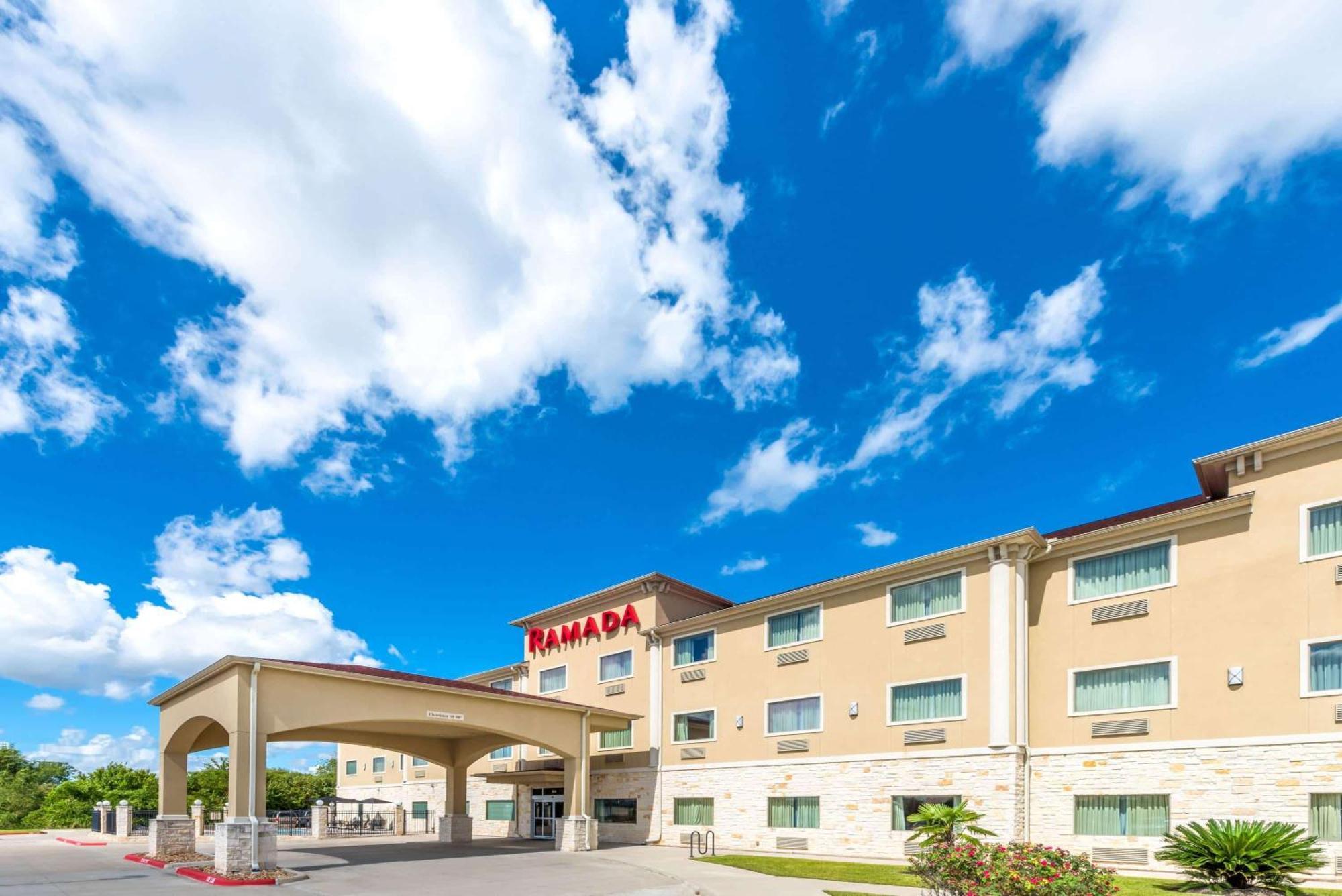 Hotel Ramada By Wyndham